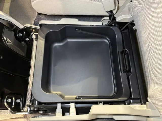 スペーシア（スズキ）の車両写真