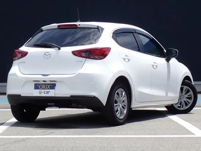 MAZDA2(マツダ)の車両写真