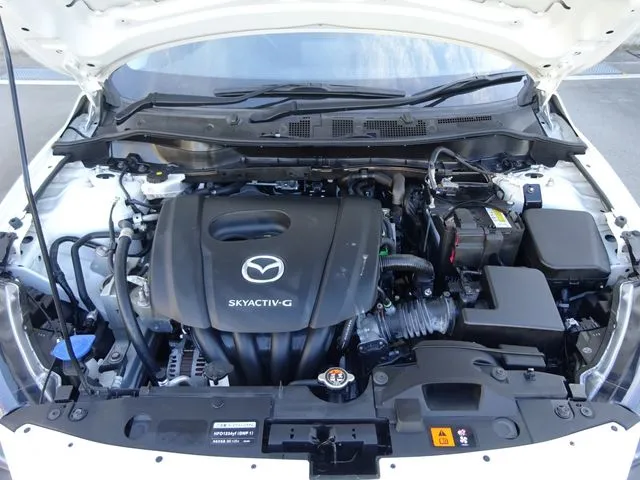 MAZDA2(マツダ)の車両写真