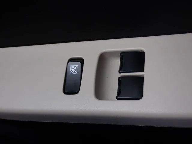 アルト　４ＷＤ（スズキ）の車両写真