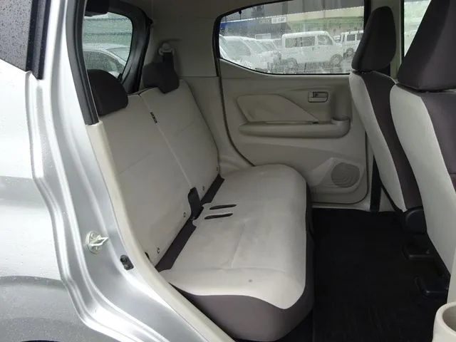デイズ(ニッサン)の車両写真