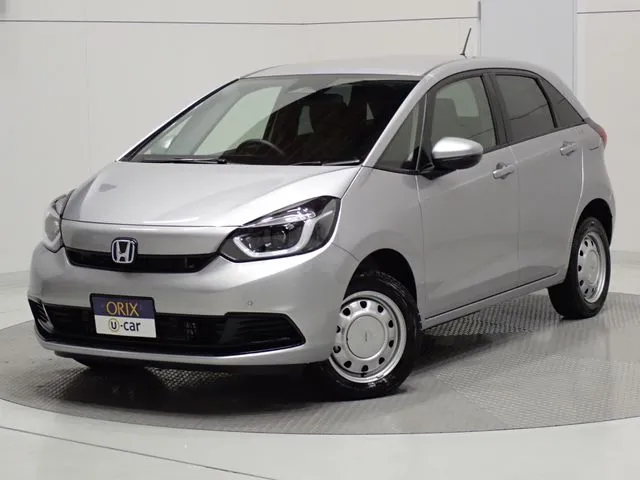 ホンダ フィット　ｅ：ＨＥＶ　４ＷＤ