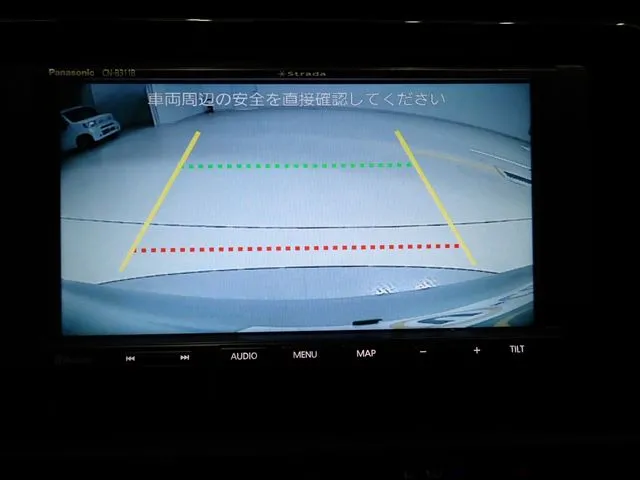 ホンダ　フィット　ｅ：ＨＥＶ　４ＷＤ
