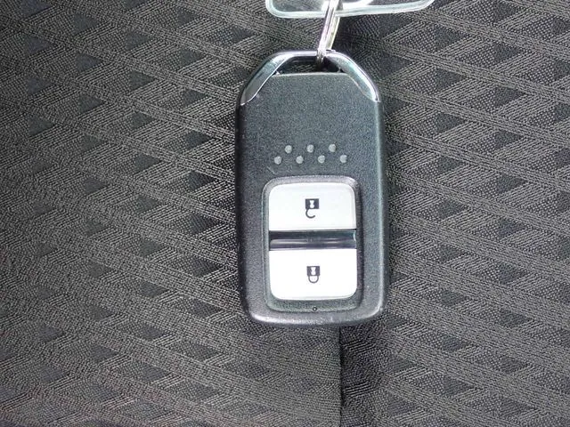 フィット　ハイブリッド（ホンダ）の車両写真
