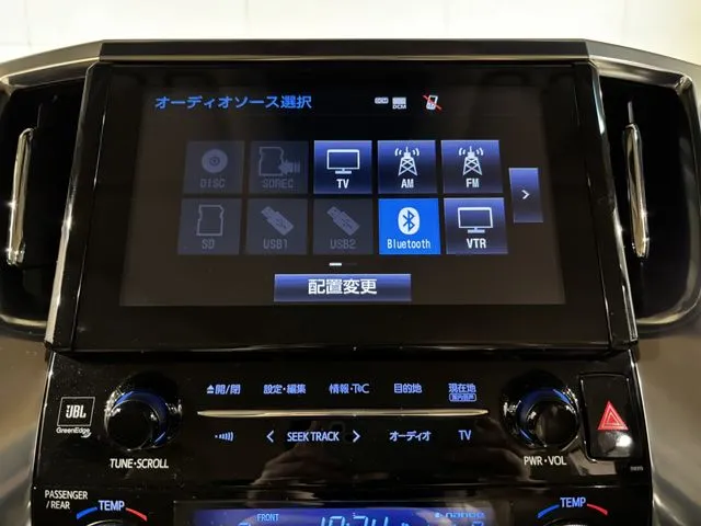 アルファード　ハイブリッド　４ＷＤ（トヨタ）の車両写真