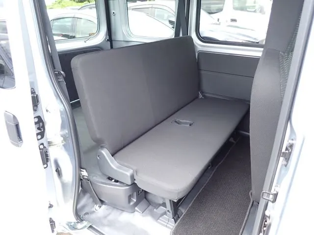 ハイゼットカーゴ（ダイハツ）の車両写真