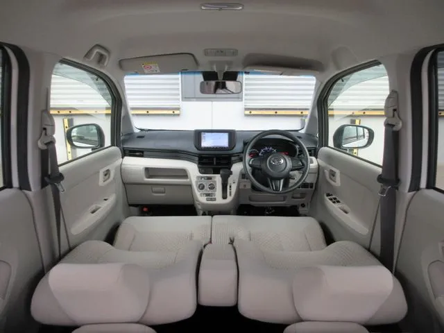 ムーヴ　４ＷＤ（ダイハツ）の車両写真