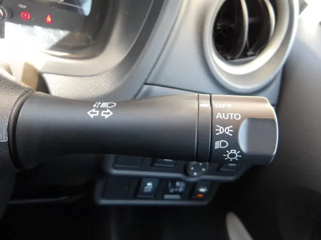 ノート（ニッサン）の車両写真
