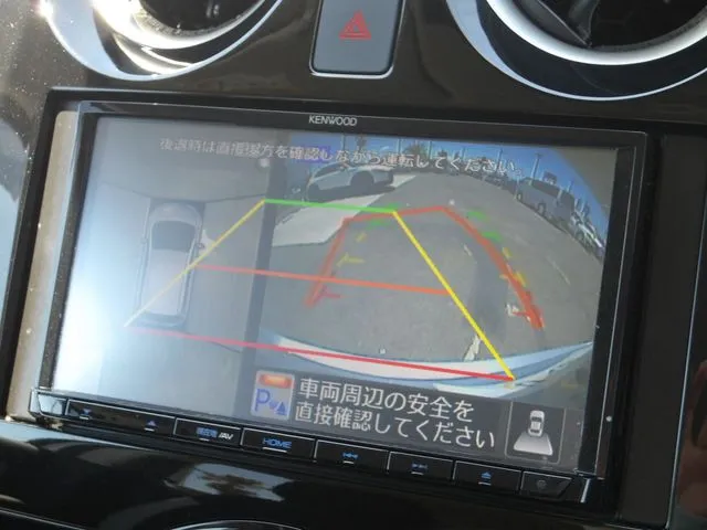 ノート（ニッサン）の車両写真