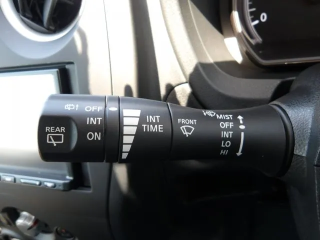 ノート（ニッサン）の車両写真