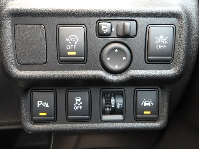 ノート（ニッサン）の車両写真