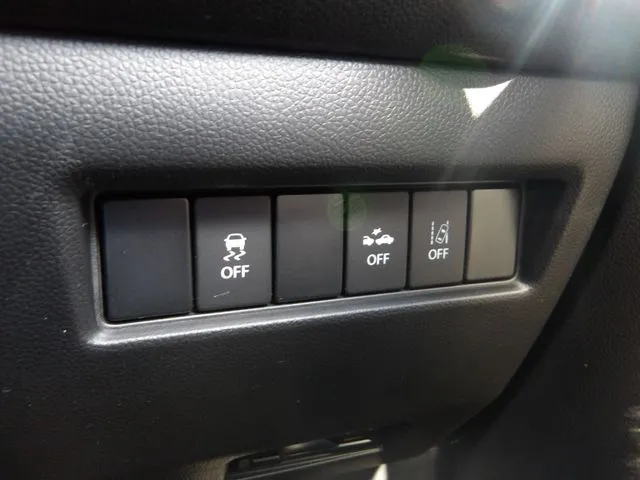 スイフト（スズキ）の車両写真