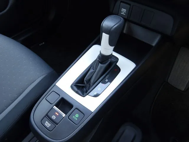 フィット　ｅ：ＨＥＶ（ホンダ）の車両写真
