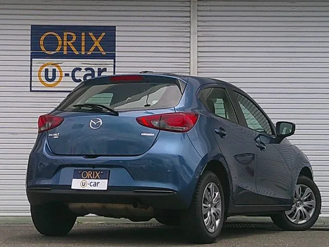 マツダ MAZDA2