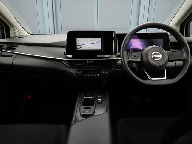 ノート（ニッサン）の車両写真