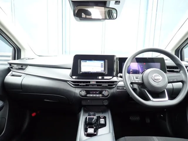 ノート（ニッサン）の車両写真