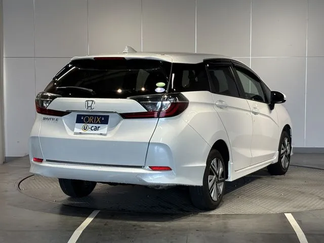 ホンダ　シャトル　４ＷＤ