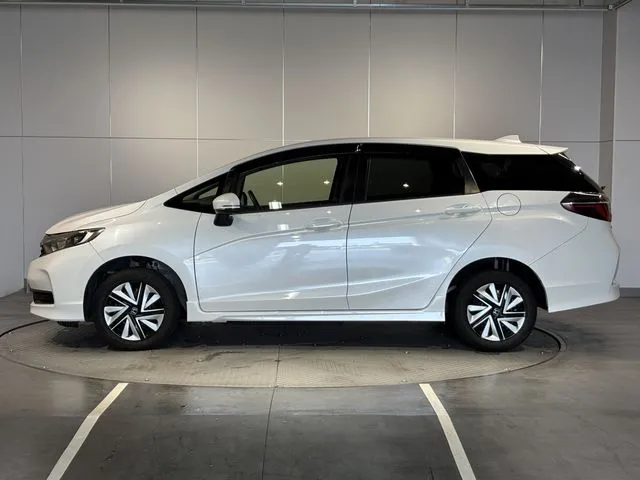 ホンダ　シャトル　４ＷＤ
