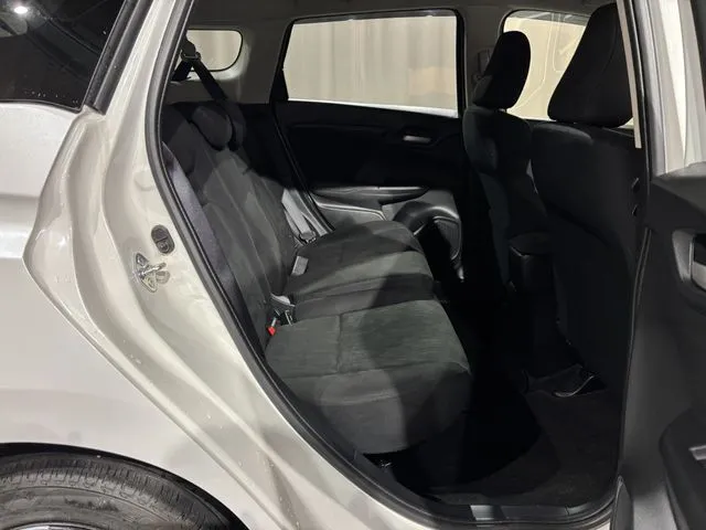 ホンダ　シャトル　４ＷＤ