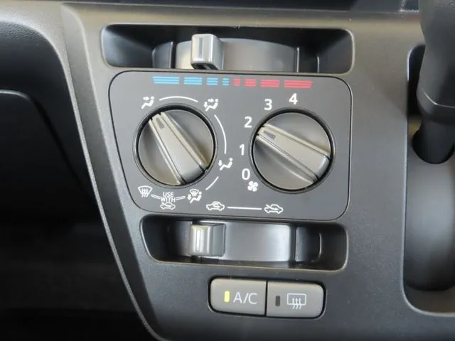 ピクシス エポック(トヨタ)の車両写真