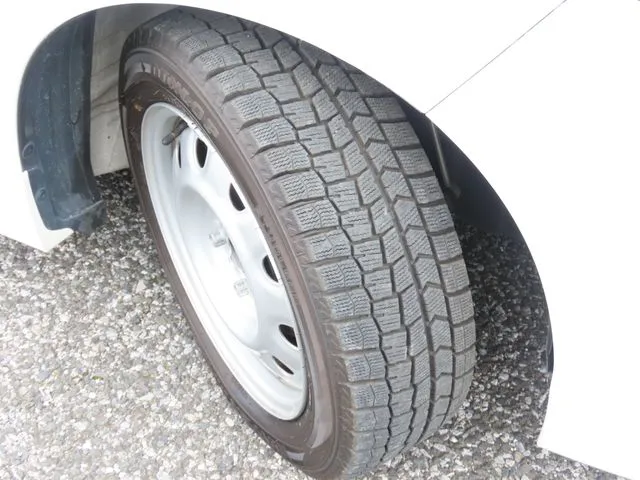 シャトル ハイブリッド(ホンダ)の車両写真