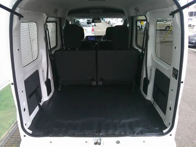 ダイハツ ハイゼットカーゴ 4WD