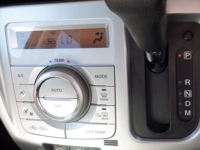 ハスラー 4WD(スズキ)の車両写真