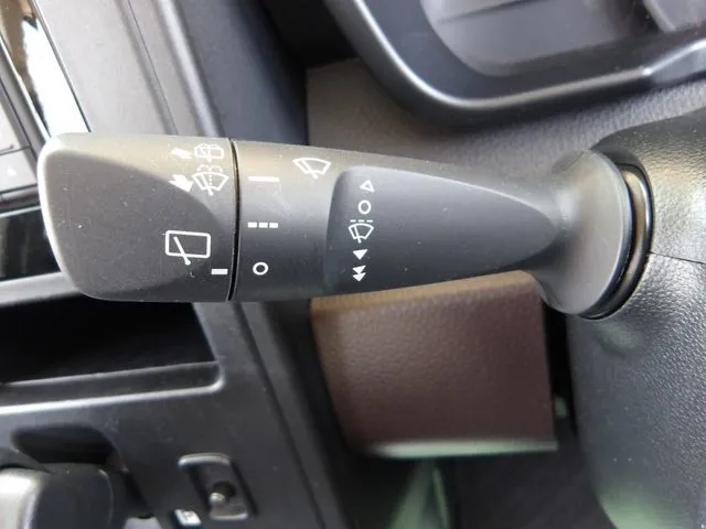 ジャスティ(スバル)の車両写真