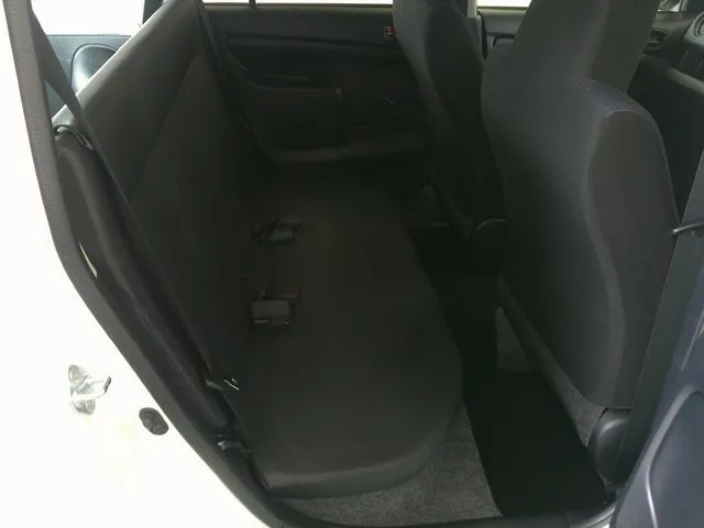 プロボックスバン 4WD(トヨタ)の車両写真