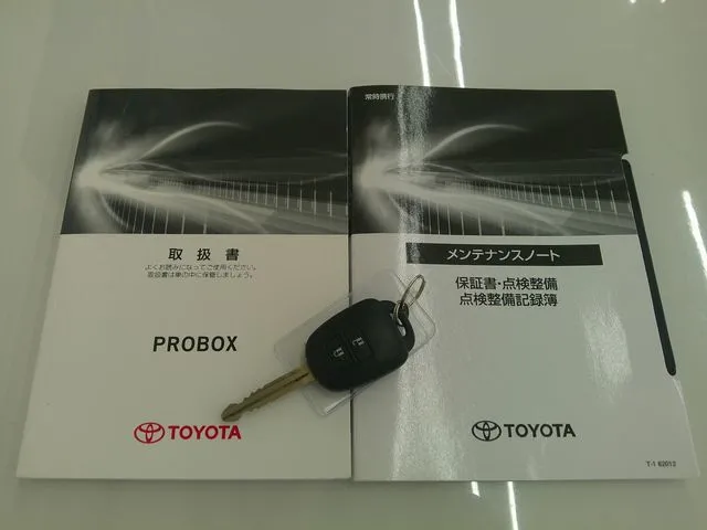プロボックスバン 4WD(トヨタ)の車両写真