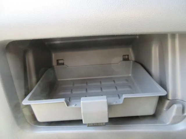 ニッサン NV200バネットバン 4WD