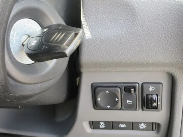ニッサン NV200バネットバン 4WD