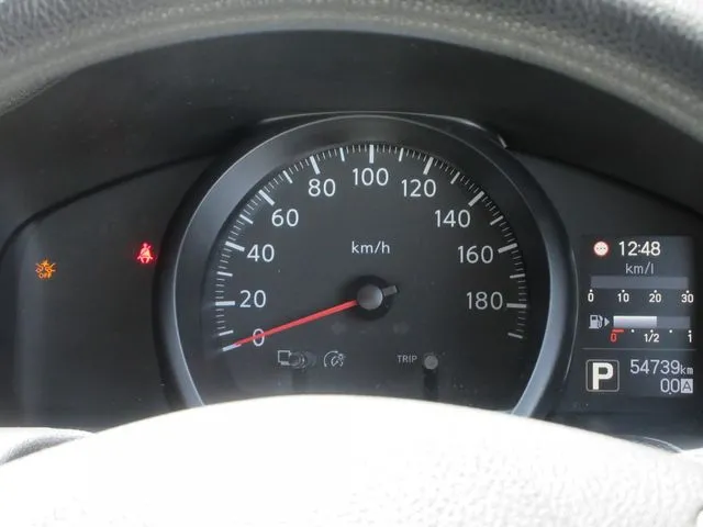 ニッサン NV200バネットバン 4WD