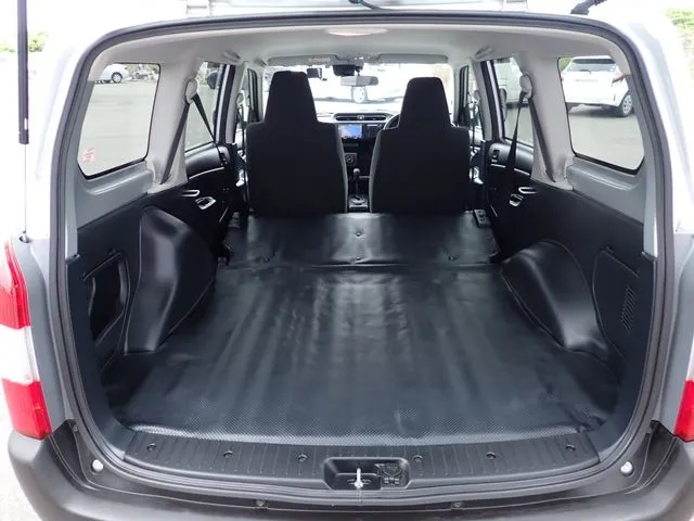 トヨタ　プロボックスバン　２ＷＤ