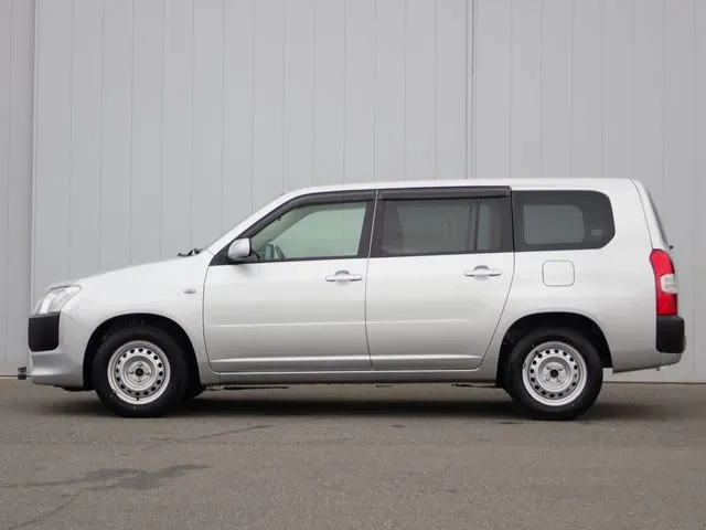 トヨタ　プロボックスバン　２ＷＤ