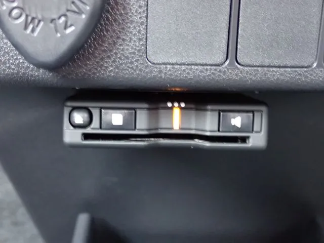ミラ　イース（ダイハツ）の車両写真