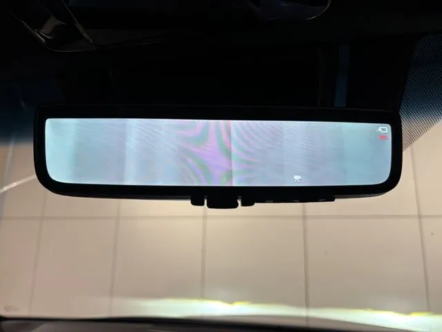 ハリアー ハイブリッド(トヨタ)の車両写真