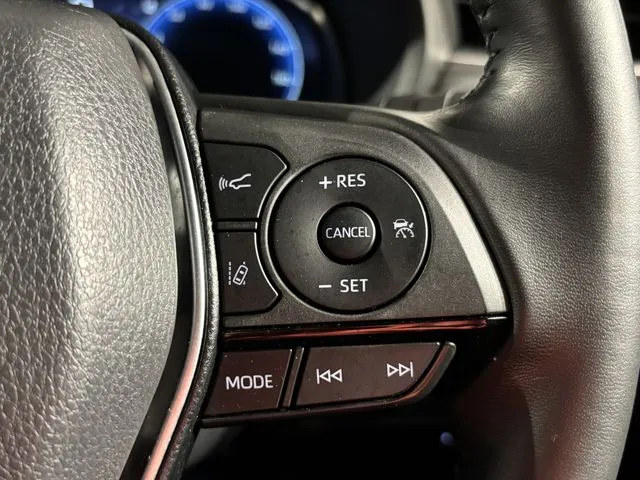 ハリアー ハイブリッド(トヨタ)の車両写真