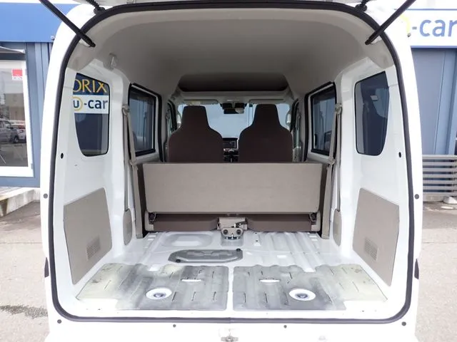 エブリイバン(スズキ)の車両写真