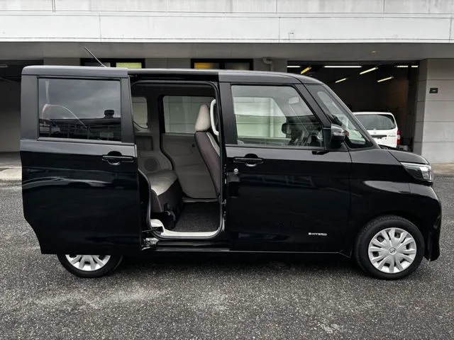 ルークス(ニッサン)の車両写真