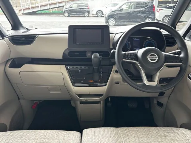 ルークス(ニッサン)の車両写真