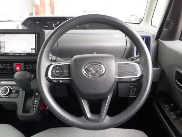 タント(ダイハツ)の車両写真