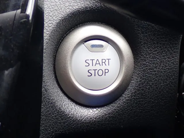 ノート(ニッサン)の車両写真