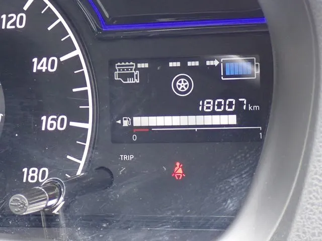 ノート(ニッサン)の車両写真