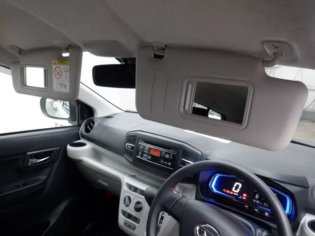 ミラ イース(ダイハツ)の車両写真