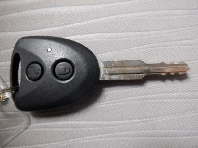 ミラ イース(ダイハツ)の車両写真