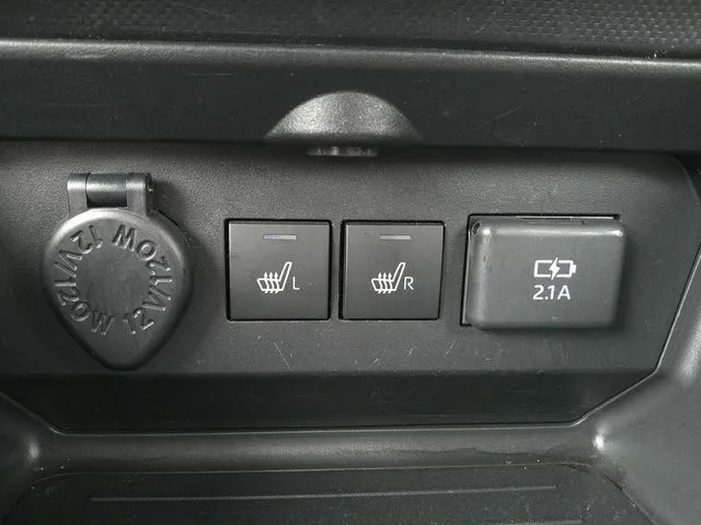 ロッキー　４ＷＤ（ダイハツ）の車両写真