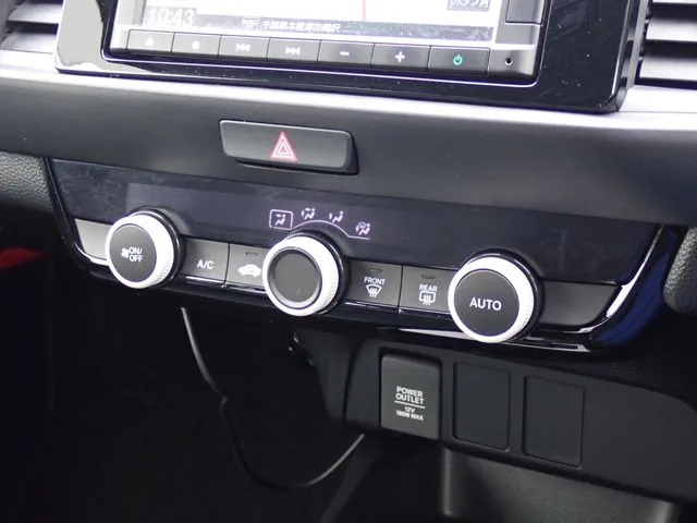 フィット e:HEV(ホンダ)の車両写真