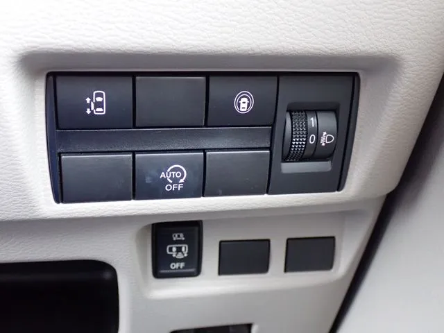 ルークス(ニッサン)の車両写真
