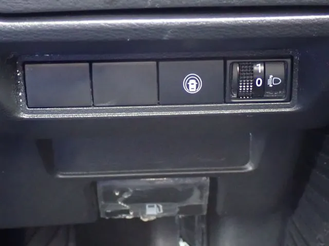 ノート(ニッサン)の車両写真